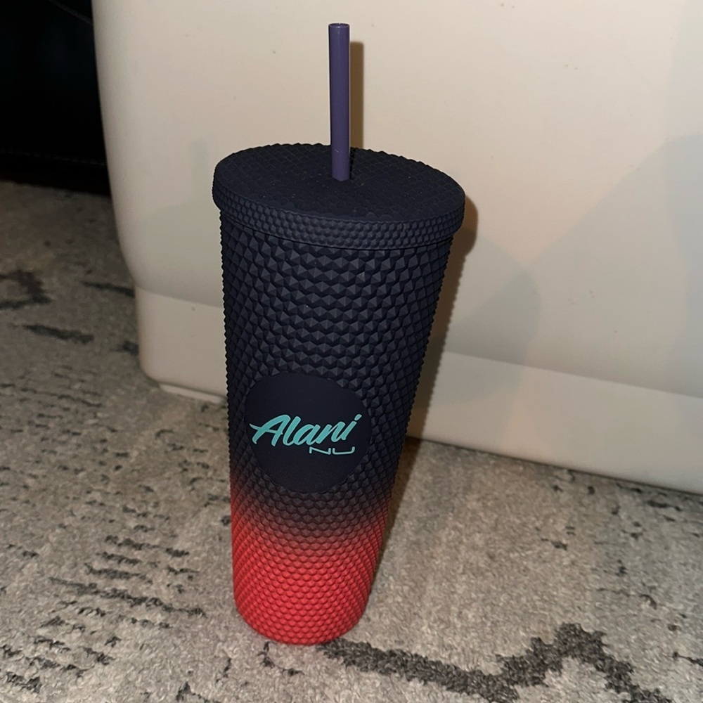 Alani Nu Ombré‎ Studded Tumbler RARE